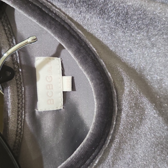 BCBGirls 12M 2 piece shoulderout silver shirt w/black tights with star print. - Picture 4 of 4